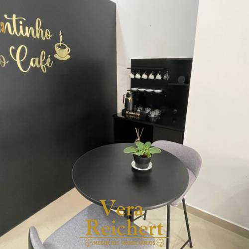 SALA COMERCIAL NA MEIA PRAIA