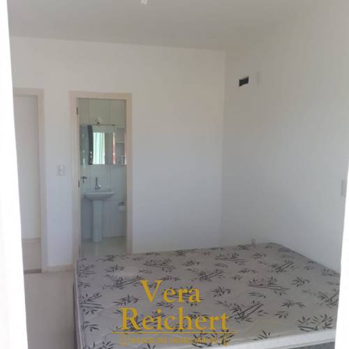 DISP 13/04 - APARTAMENTO LOCA��O ANUAL 3 QUARTOS 