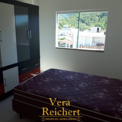 DISP 13/04 - APARTAMENTO LOCA��O ANUAL 3 QUARTOS 