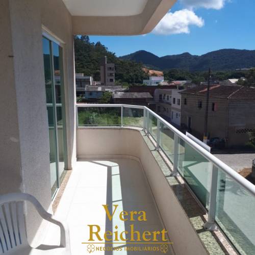 DISP 13/04 - APARTAMENTO LOCA��O ANUAL 3 QUARTOS 