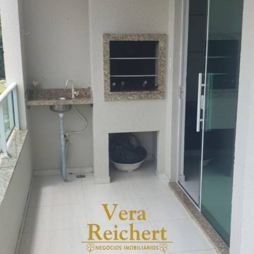 DISP 13/04 - APARTAMENTO LOCA��O ANUAL 3 QUARTOS 