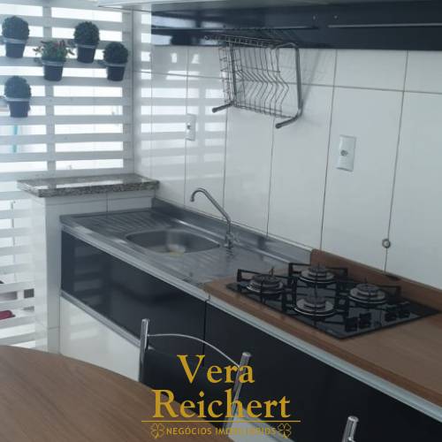 DISP 13/04 - APARTAMENTO LOCA��O ANUAL 3 QUARTOS 