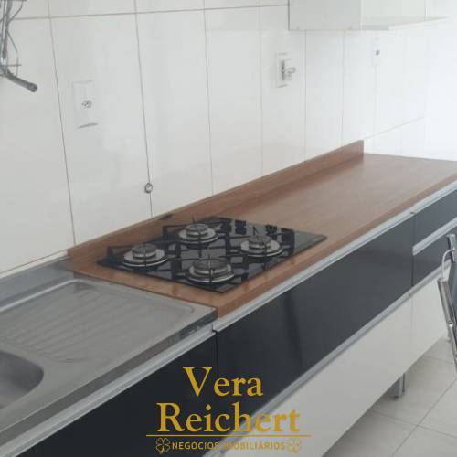 DISP 13/04 - APARTAMENTO LOCA��O ANUAL 3 QUARTOS 