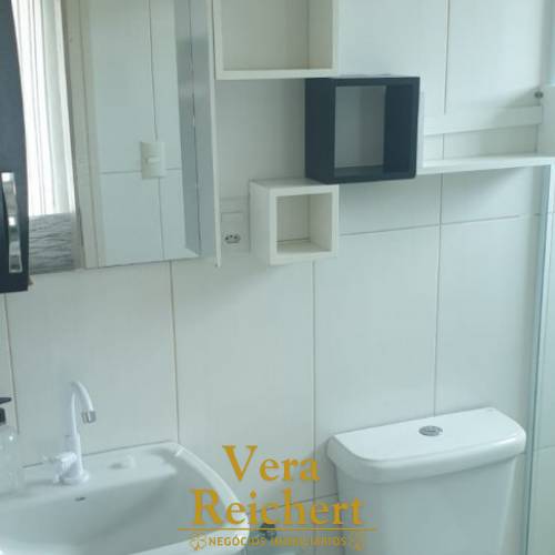 DISP 13/04 - APARTAMENTO LOCA��O ANUAL 3 QUARTOS 