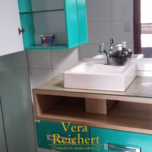 CASA PARA LOCA��O ANUAL