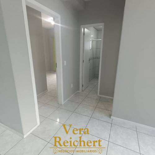 APARTAMENTO 2 QUARTOS NA MEIA PRAIA