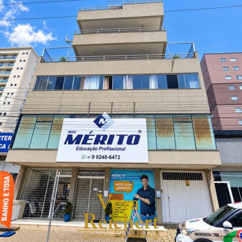 APARTAMENTO 2 QUARTOS NA MEIA PRAIA