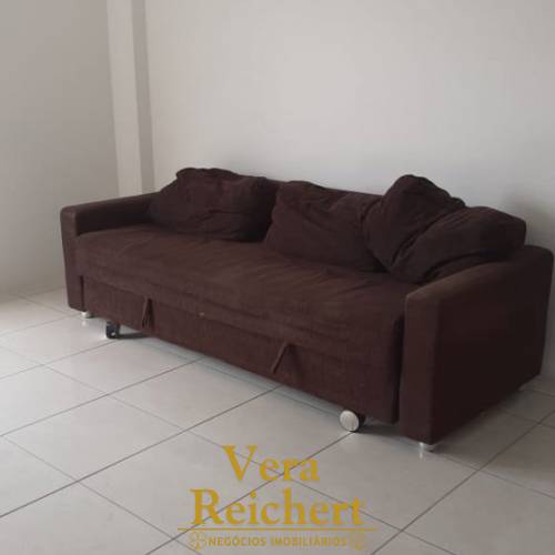 DISP. 10/04 - APTO 2 QUARTOS CENTRO A 100 M MAR