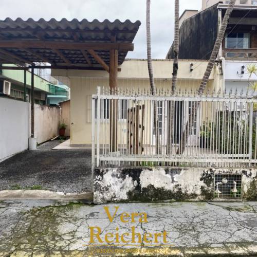 CASA 2 QUARTOS - RUA 424 - MORRETES - DISP. 20/10