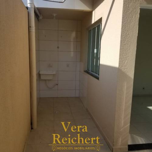 DISP. 12/10 -CASA COM 2 QUARTOS NO MORRETES