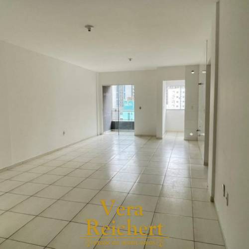 APARTAMENTO 3 QUARTOS - RESIDENCIAL �GATA