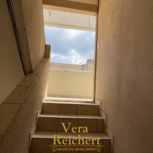 KITNET AMPLA - RUA 444 - SEM CAU��O