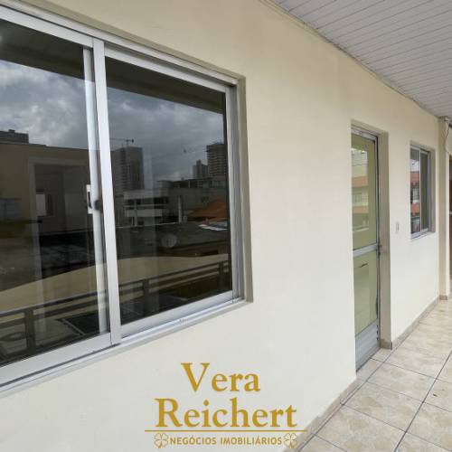 KITNET AMPLA - RUA 444 - SEM CAU��O