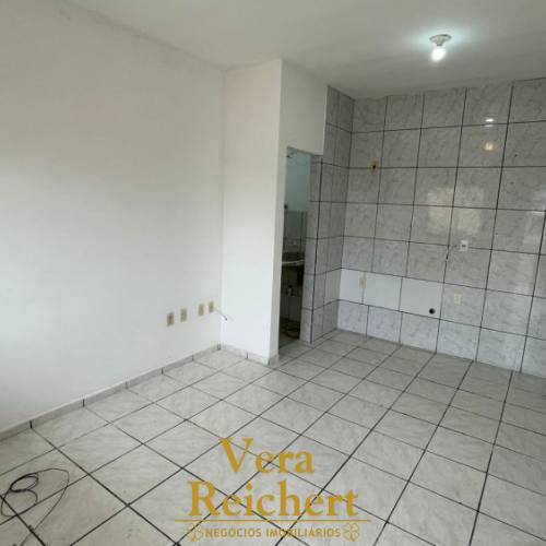 KITNET ANUAL - ATR�S DO KOMPR�O - SEM CAU��O