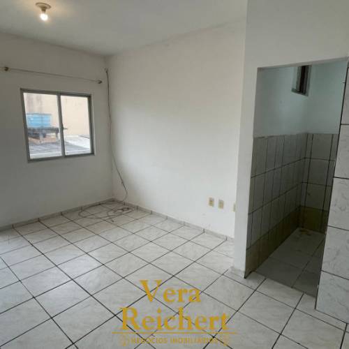 KITNET ANUAL - ATR�S DO KOMPR�O - SEM CAU��O