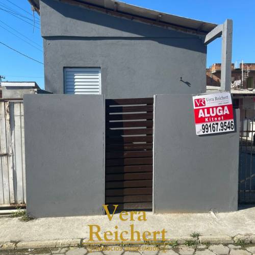 KITNET NA RUA 432 NO BAIRRO MORRETES