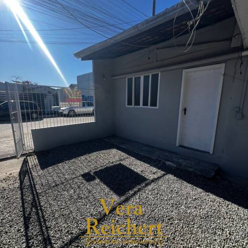 LOCA��O ANUAL - RUA 460, N� 863 - KITNET 09. 