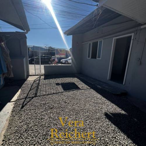 LOCA��O ANUAL - RUA 460, N� 863 - KITNET 09. 
