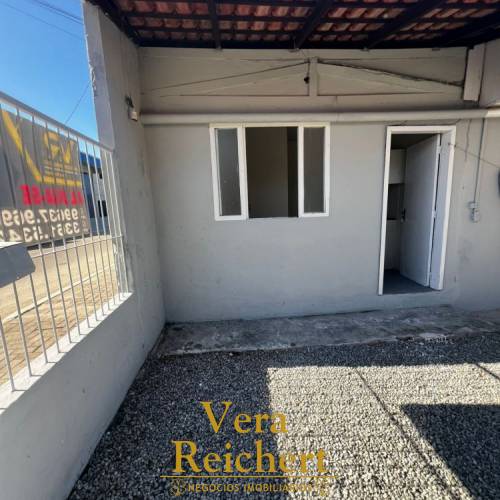 LOCA��O ANUAL - RUA 460, N� 863 - KITNET 09. 