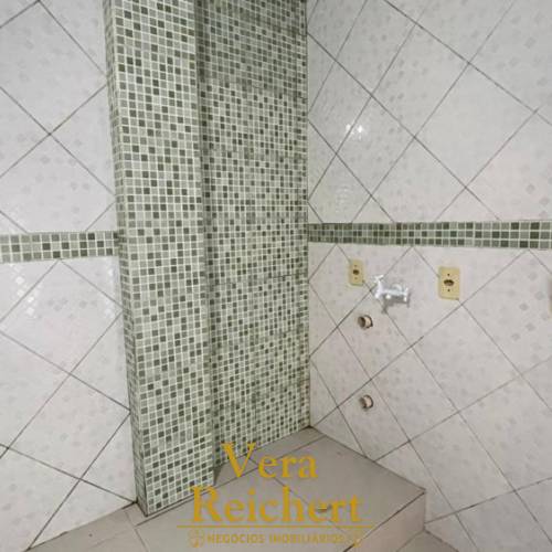 KITNET 03 - ALUGUEL ANUAL - RUA 446 - SEM CAUO 