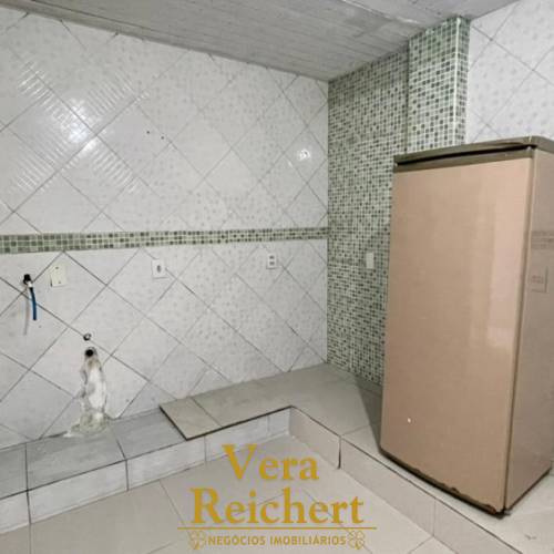 KITNET 03 - ALUGUEL ANUAL - RUA 446 - SEM CAUO 