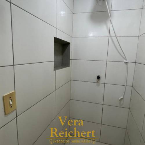 KITNET 03 - ALUGUEL ANUAL - RUA 446 - SEM CAUO 