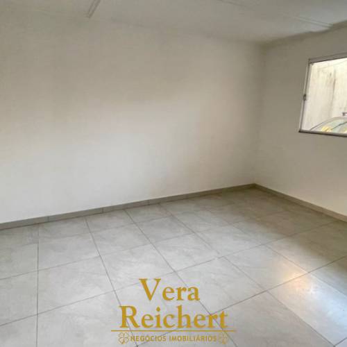 KITNET 03 - ALUGUEL ANUAL - RUA 446 - SEM CAUO 