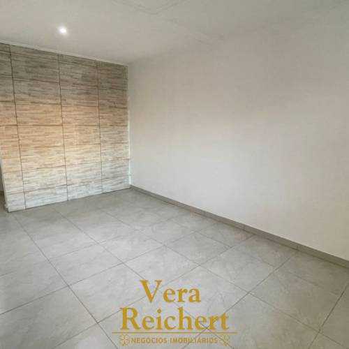 KITNET 03 - ALUGUEL ANUAL - RUA 446 - SEM CAUO 