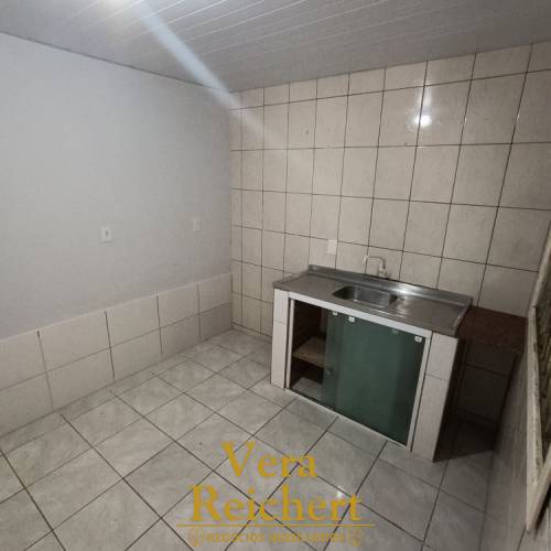 LOCAO ANUAL KITNET 06 RUA 446 - SEM CAUO