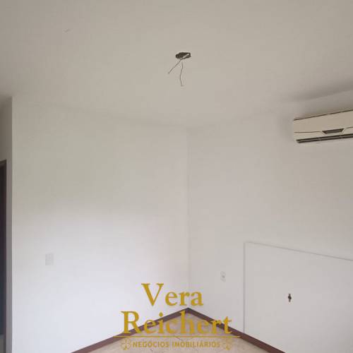 DISP. 12/10 - CASA NO MORRETES