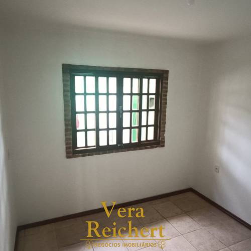 DISP. 12/10 - CASA NO MORRETES