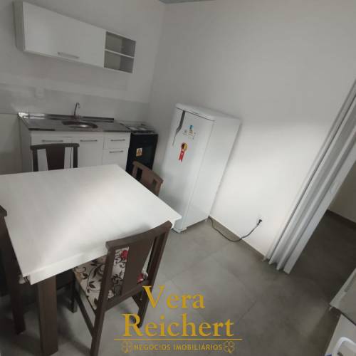 KITNET 02 SEMIMOBILIADA - PORTO BELO - SEM CAUO