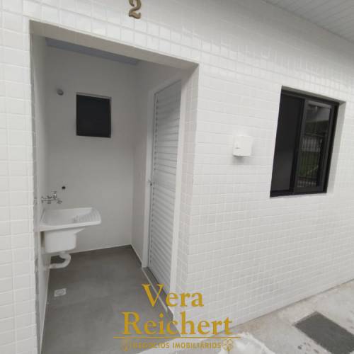 KITNET 02 SEMIMOBILIADA - PORTO BELO - SEM CAUO