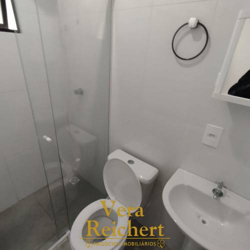 KITNET 02 SEMIMOBILIADA - PORTO BELO - SEM CAUO