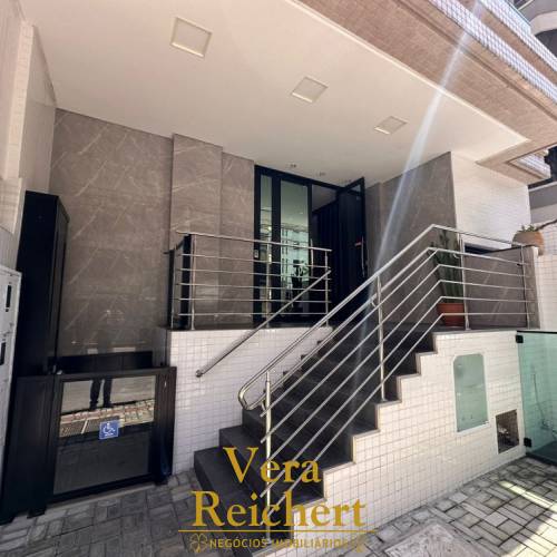 RES. SPLENDORE - RUA 282 - APTO 301 - MEIA PRAIA