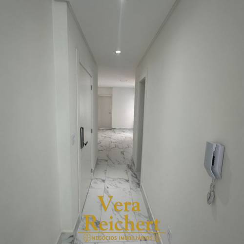 RES. SPLENDORE - RUA 282 - APTO 301 - MEIA PRAIA