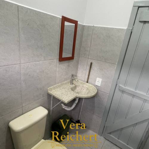 KITNET SEMIMOBILIADA - ANUAL - PORTO BELO