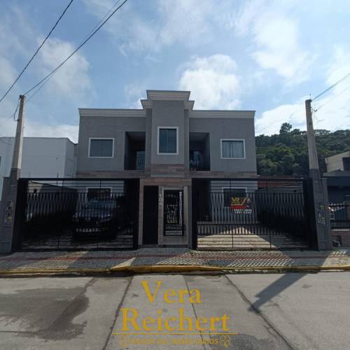 DISP. 24/10 - APARTAMENTO DE 2 QUARTOS NO MORRETES