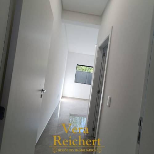 DISP. 24/10 - APARTAMENTO DE 2 QUARTOS NO MORRETES