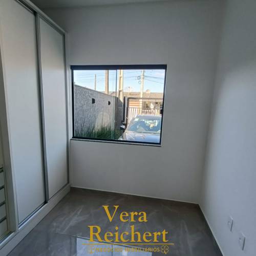 DISP. 24/10 - APARTAMENTO DE 2 QUARTOS NO MORRETES