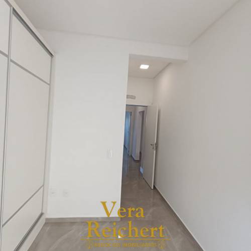 DISP. 24/10 - APARTAMENTO DE 2 QUARTOS NO MORRETES