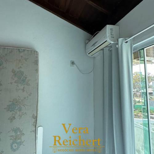 SOBRADO EM MARISCAL - BOMBINHAS