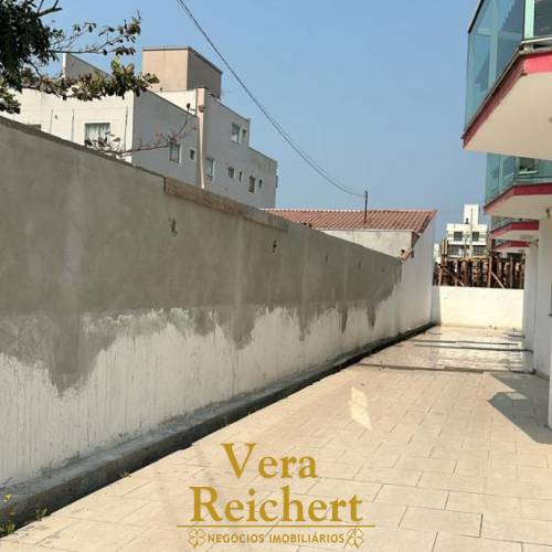 SOBRADO EM MARISCAL - BOMBINHAS