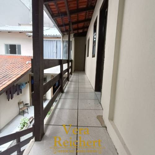 KITNET 02 - RUA 406B, N 57 - LOCAO ANUAL