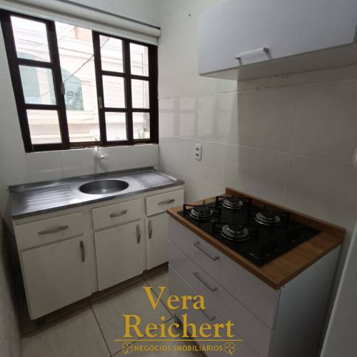 KITNET 02 - RUA 406B, N 57 - LOCAO ANUAL