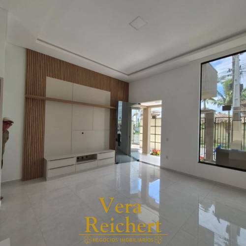 CASA ALTO PADRO A VENDA NO MORRETES - ITAPEMA