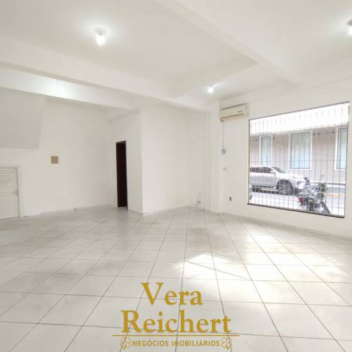 SALA COMERCIAL NA RUA 406C
