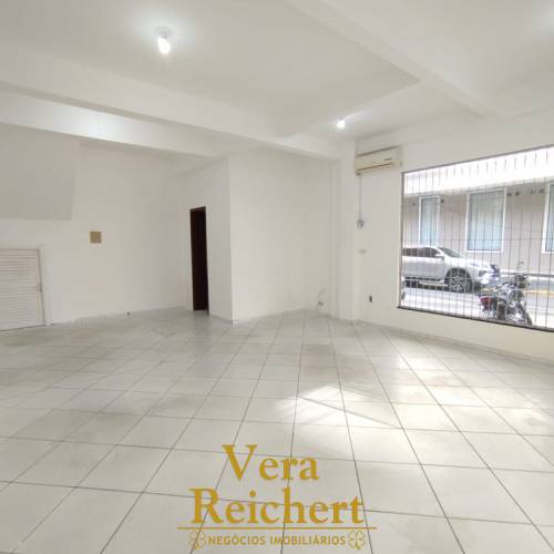 SALA COMERCIAL NA RUA 406C