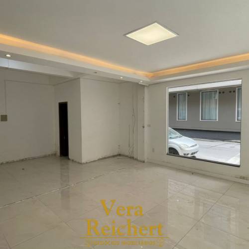SALA COMERCIAL NA RUA 406C