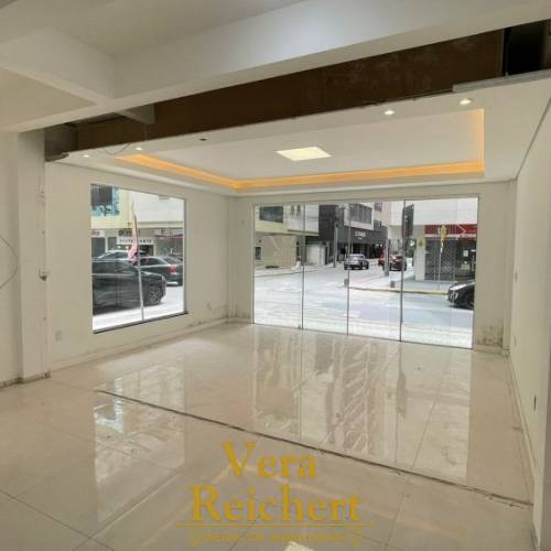 SALA COMERCIAL NA RUA 406C